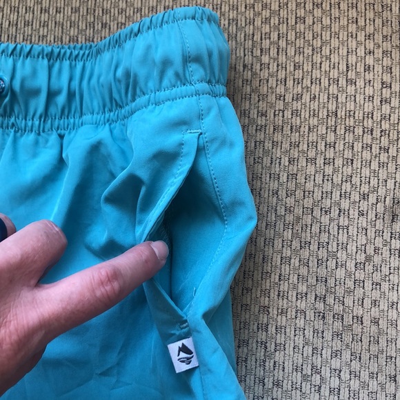 Ocean Coast girls shorts with pockets on sides, white liner, teal color, size M - Picture 3 of 8